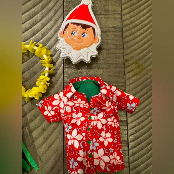 Elf On The Shelf a Holiday Tradition. Claus Couture Collection. - Picture 3 of 5